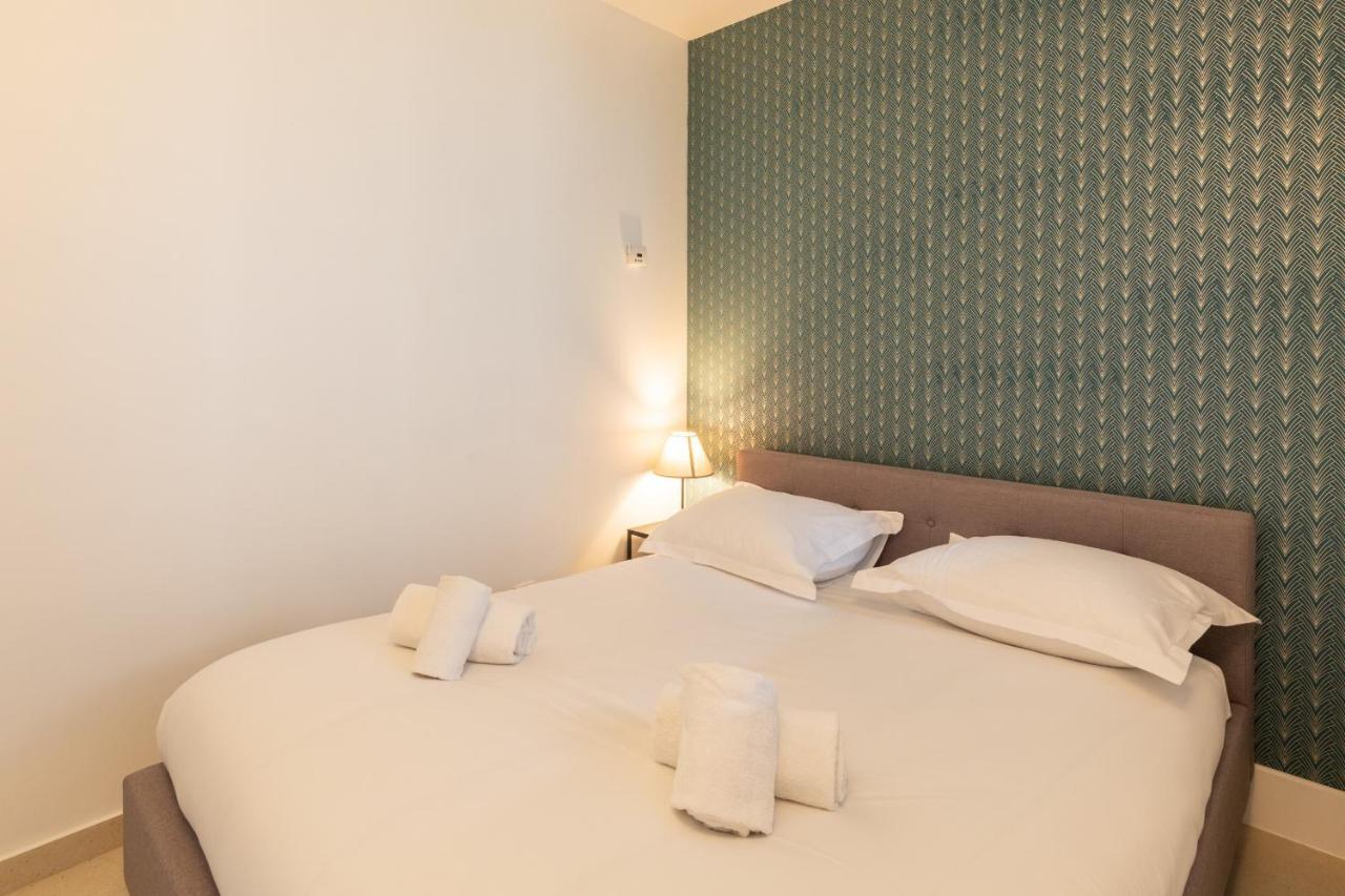Dify Berlioz - Charpennes Apartment วีเลอร์บาน ภายนอก รูปภาพ